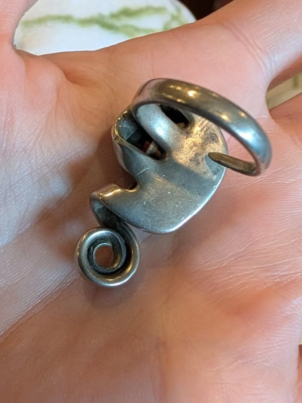 Vintage Artisan Made Modernist Chunky Silver Tone Grey & Brown Stone Ring